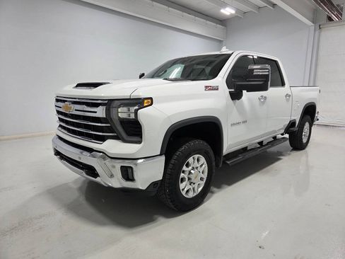 Used 2024 Chevrolet Silverado 2500 LTZ w/ LTZ Plus Package AWD/4WD image 1