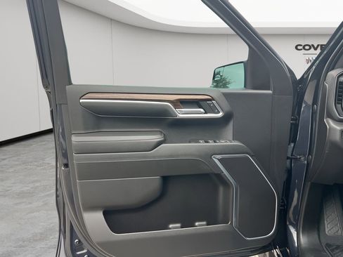 Certified 2022 GMC Sierra 1500 Elevation image 24