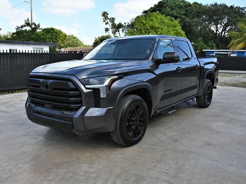 Used 2022 Toyota Tundra SR5 RWD image 1