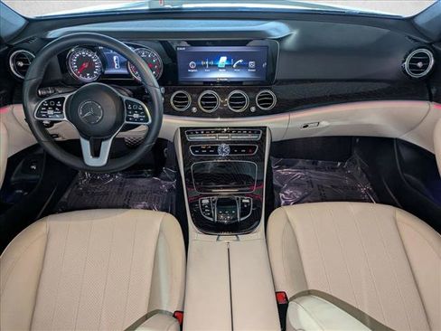 Used 2019 Mercedes-Benz E 300 image 17