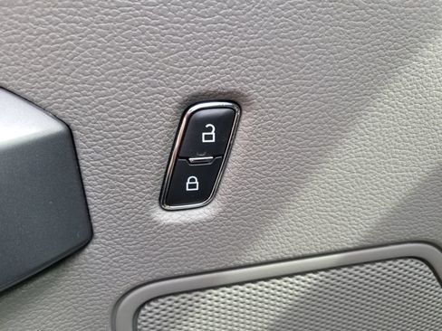 Used 2019 Ford F150 XLT w/ XTR Package AWD/4WD image 22