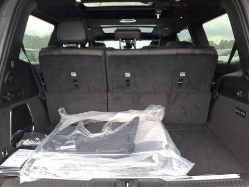 New 2026 Jeep Grand Wagoneer Summit w/ Premium Group III AWD/4WD image 19