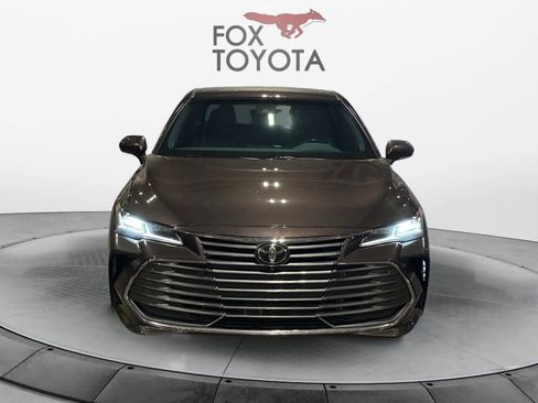 Used 2019 Toyota Avalon Limited w/ Advanced Safety Package FWD image 9