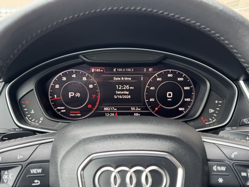 Used 2018 Audi Q5 2.0T Premium AWD/4WD image 21