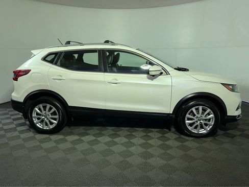 Certified 2020 Nissan Rogue Sport SV w/ Technology Package AWD/4WD image 8