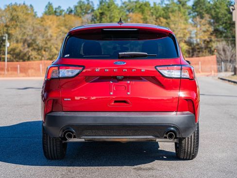 Certified 2021 Ford Escape SE w/ SE Sport Appearance Package image 6