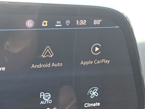 New 2025 Chevrolet Suburban Premier image 3