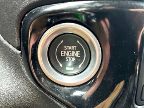 Certified 2024 GMC Sierra 1500 Elevation w/ Preferred Package image 17