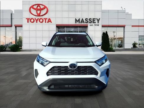 Used 2024 Toyota RAV4 XLE image 8