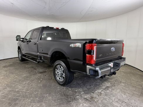 Used 2023 Ford F250 Lariat image 4