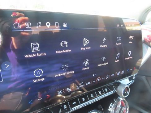 Used 2025 Chevrolet Blazer EV RS AWD/4WD image 23