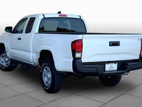 Used 2022 Toyota Tacoma SR RWD image 12