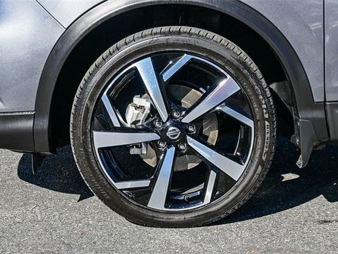 Used 2022 Nissan Rogue Sport SL image 12