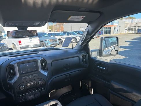 Used 2023 Chevrolet Silverado 2500 W/T w/ WT Fleet Convenience Package image 12