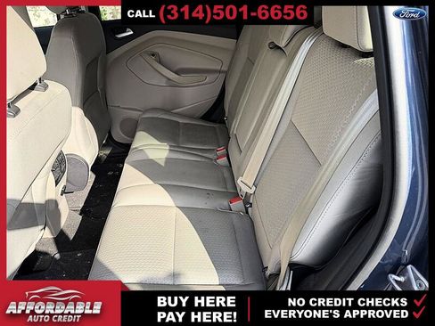 Used 2018 Ford Escape SE w/ SE Sync 3 Package FWD image 11