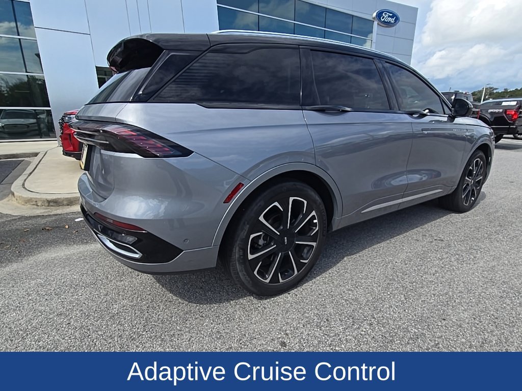 Used 2024 Lincoln Nautilus Reserve w/ Equipment Group 202A AWD/4WD image 6