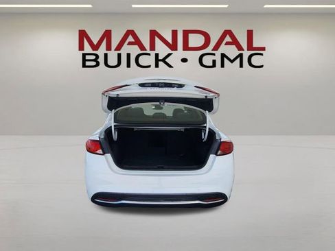 Used 2016 Chrysler 200 Limited FWD image 17