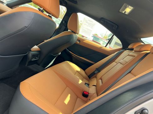 Used 2023 Lexus IS 350 F Sport image 46