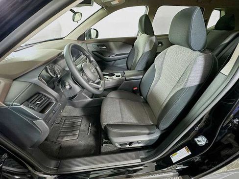 Certified 2023 Nissan Rogue SV image 19