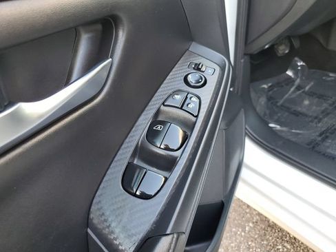 Used 2021 Nissan Sentra S FWD image 16