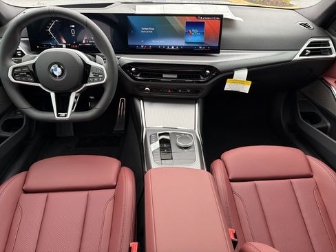 New 2026 BMW 330i Sedan w/ M Sport Package image 2