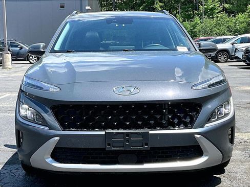 Used 2023 Hyundai Kona Limited AWD/4WD image 2