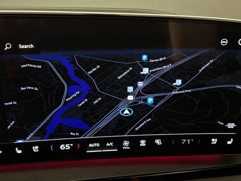 New 2025 Audi Q6 e-tron Premium Plus image 18