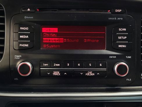 Used 2015 Kia Optima LX FWD image 25
