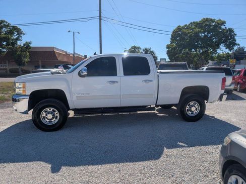 Used 2008 Chevrolet Silverado 2500 LT w/ 2LT Convenience Package RWD image 4