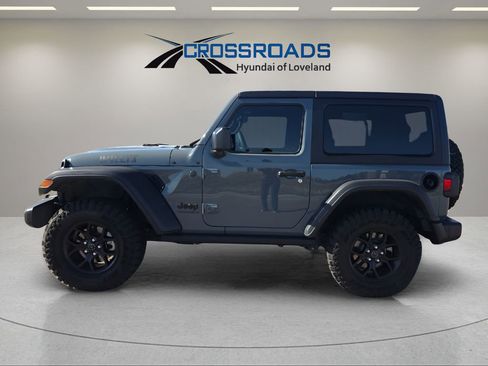 Used 2024 Jeep Wrangler Willys image 2