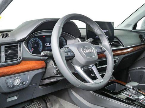 Used 2023 Audi Q5 2.0T Premium Plus w/ Premium Plus Package AWD/4WD image 4