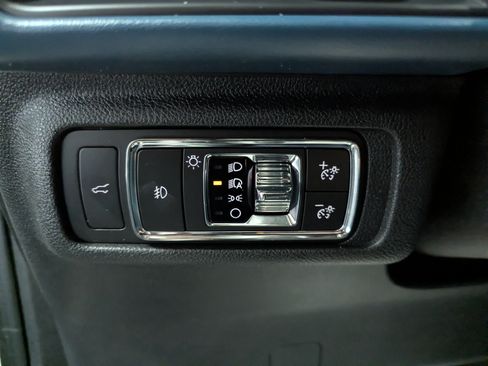 Used 2021 Lincoln Corsair Reserve w/ Elements Package AWD/4WD image 18