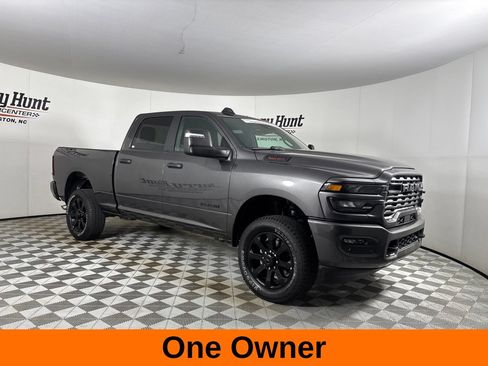 Used 2026 RAM 2500 Big Horn AWD/4WD image 4
