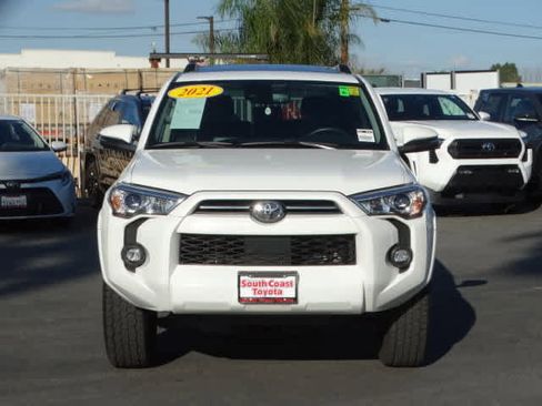 Certified 2021 Toyota 4Runner SR5 Premium image 3