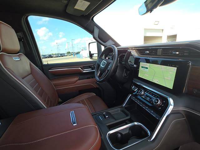 Used 2025 GMC Sierra 2500 Denali Ultimate AWD/4WD image 19