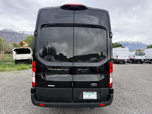 Used 2023 Ford Transit 250 148 High Roof Extended w/ Load Area Protection Package RWD image 4