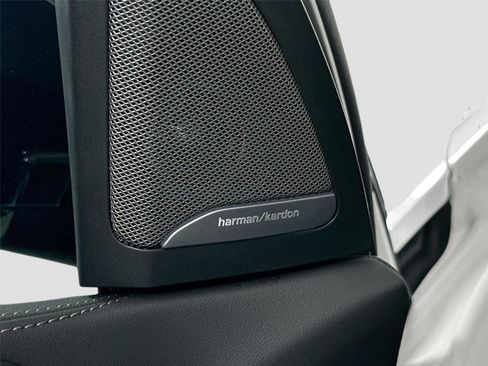 Certified 2026 BMW X5 sDrive40i w/ M Sport Package RWD image 17