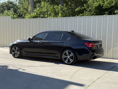 Used 2019 BMW 740i w/ Executive Package RWD image 5