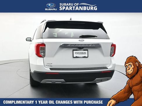 Used 2023 Ford Explorer XLT w/ Equipment Group 202A RWD image 7