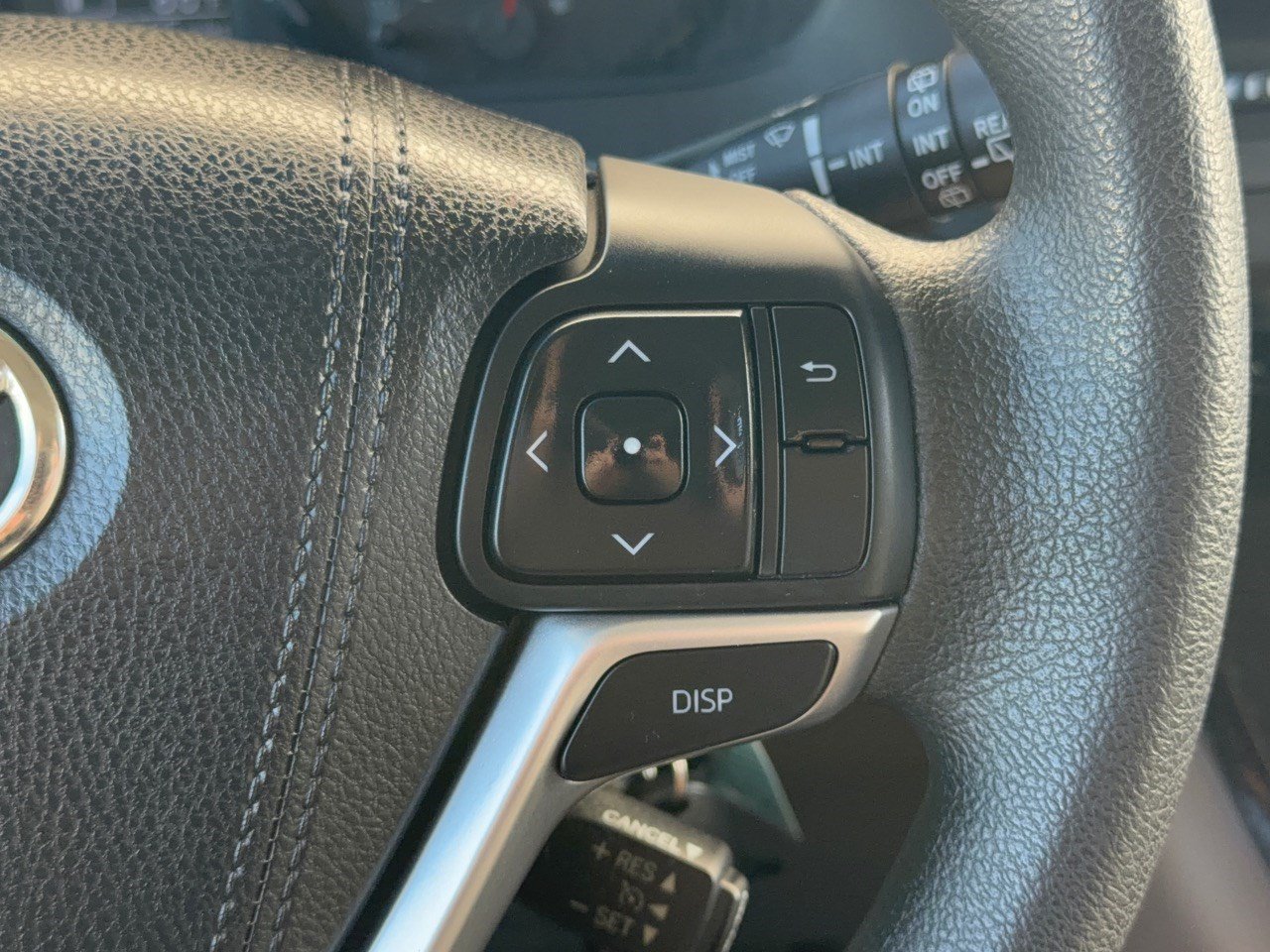 Used 2015 Toyota Sienna LE FWD image 19