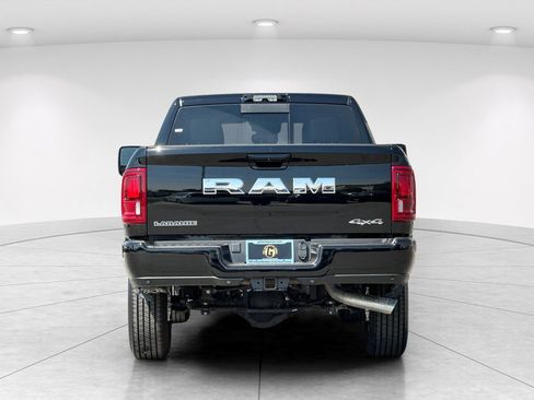 New 2026 RAM 2500 Laramie AWD/4WD image 5