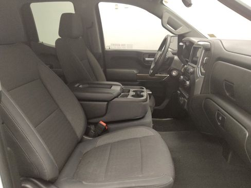 Used 2019 Chevrolet Silverado 1500 LT w/ Remote Start Package image 21