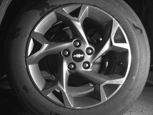 Used 2025 Chevrolet Trax LT image 14