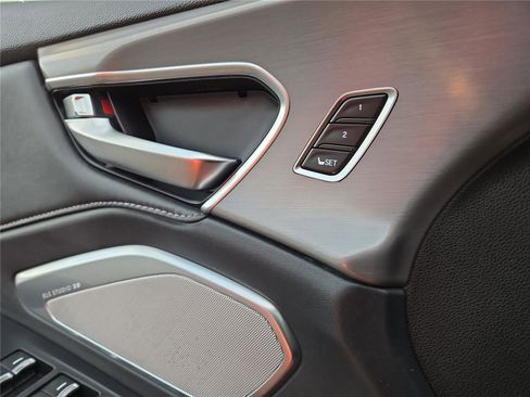 Used 2019 Acura RDX A-Spec image 18