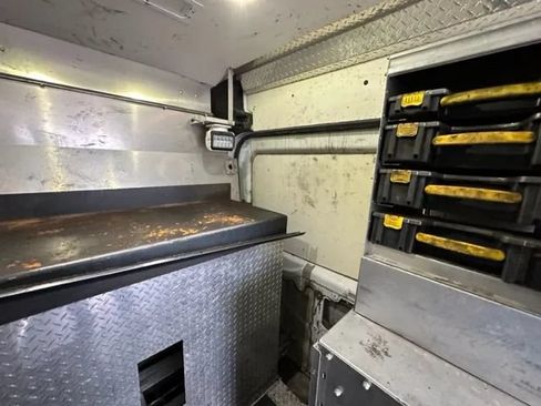 Used 2017 Ford Transit 350 148 High Roof Extended DRW RWD image 28