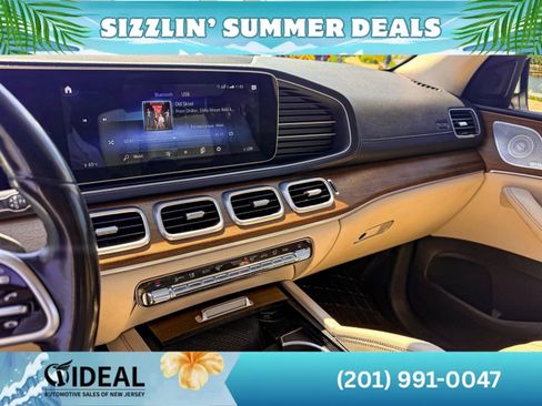 Used 2021 Mercedes-Benz GLS 450 4MATIC image 41