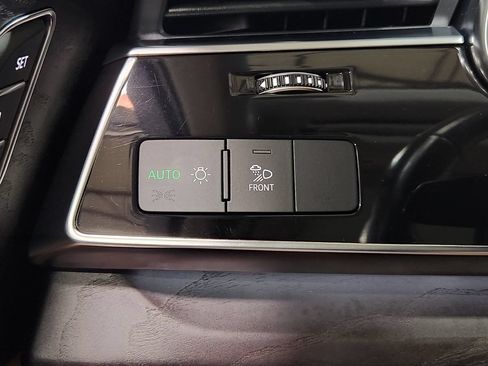 Used 2021 Audi Q7 3.0T Premium Plus w/ Executive Package AWD/4WD image 42