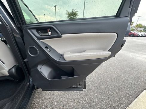 Used 2018 Subaru Forester 2.5i Limited AWD/4WD image 19