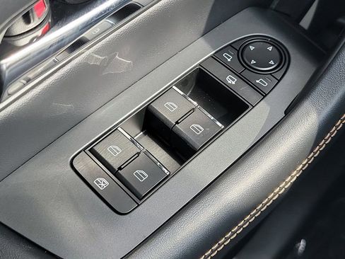 Used 2025 MAZDA CX-90 3.3 Turbo S w/ Premium Package image 25