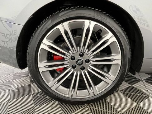 Used 2024 Land Rover Range Rover Sport Dynamic SE AWD/4WD image 17